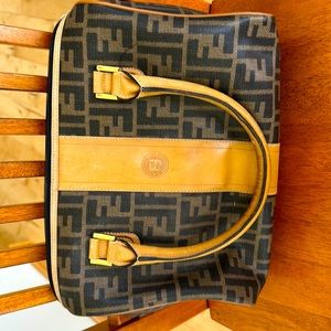 Fendi- used brown